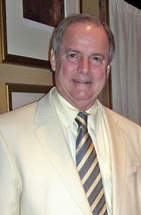 headshot of nicholson