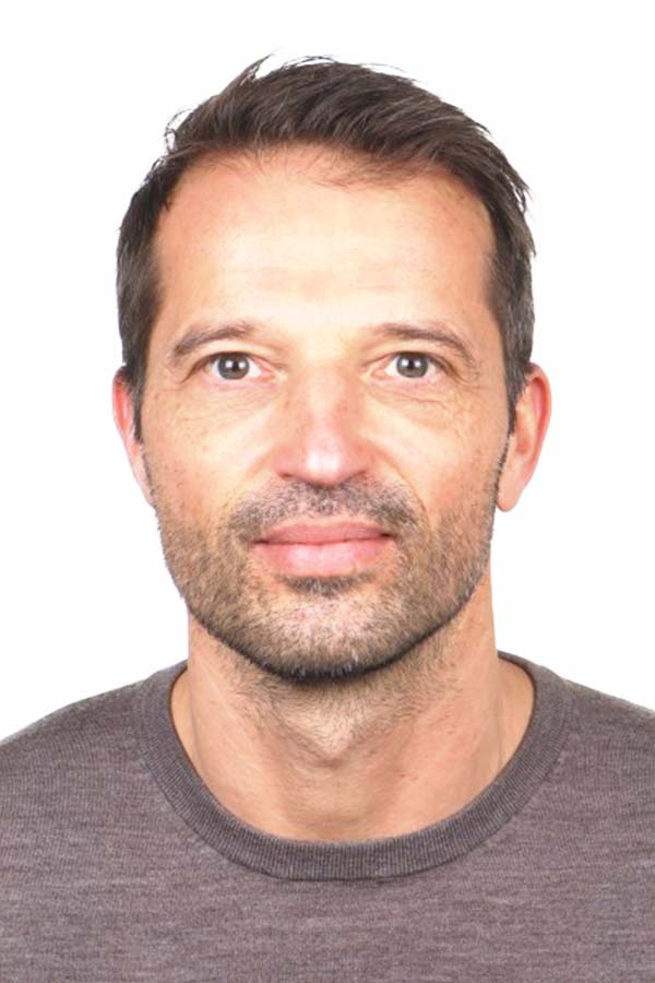 headshot of beckhaus