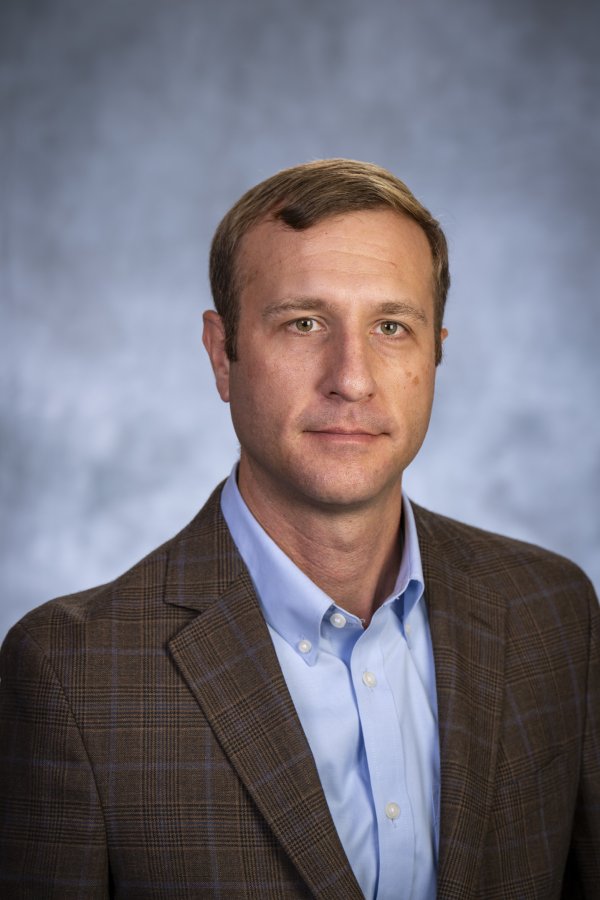 headshot of david graham